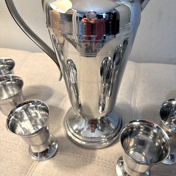 Cocktail Shaker Set-Prohibition Era- Mid-Century - Picture 9 of 12